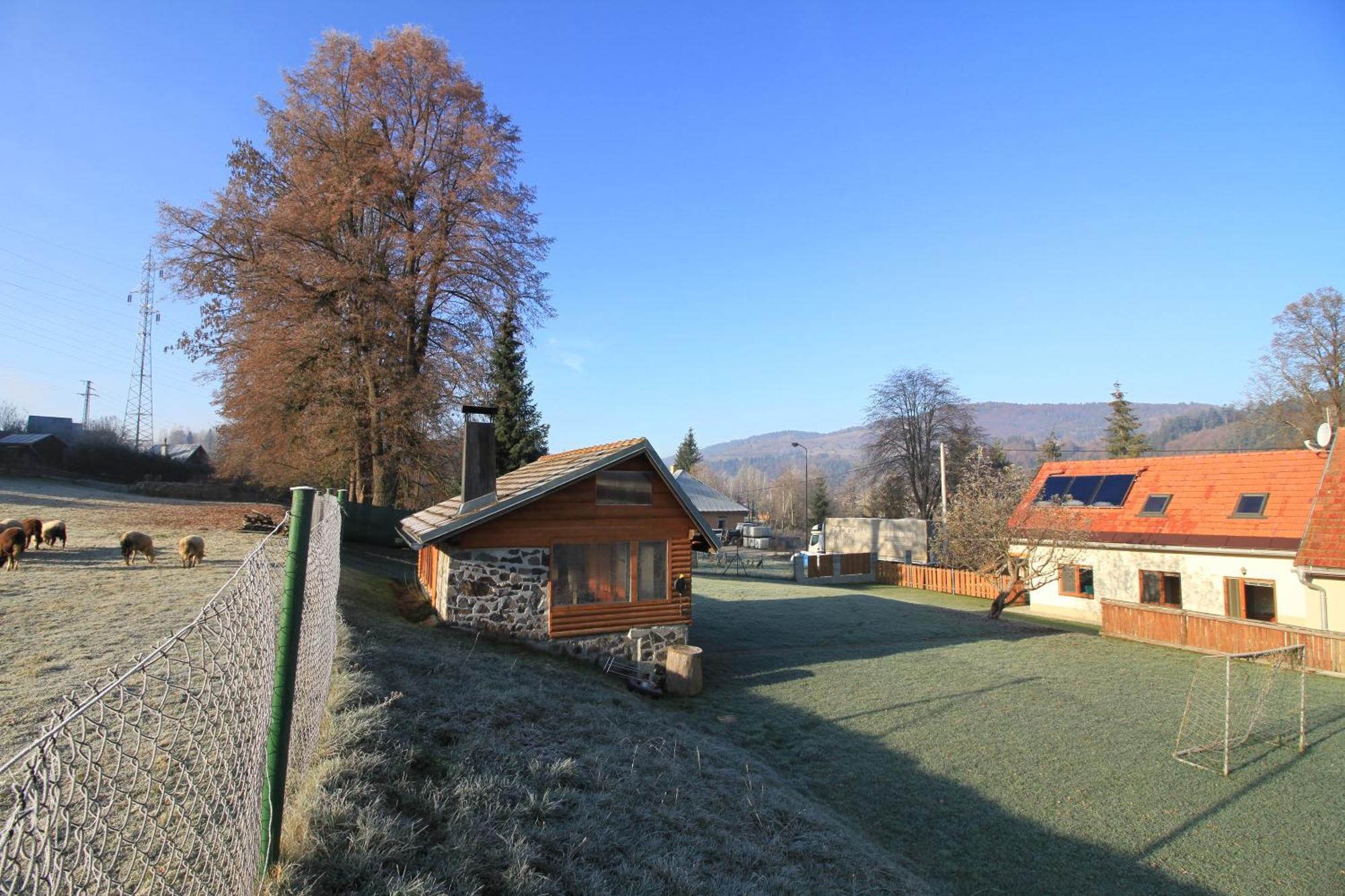 Eden Guest House Brezno Exterior photo
